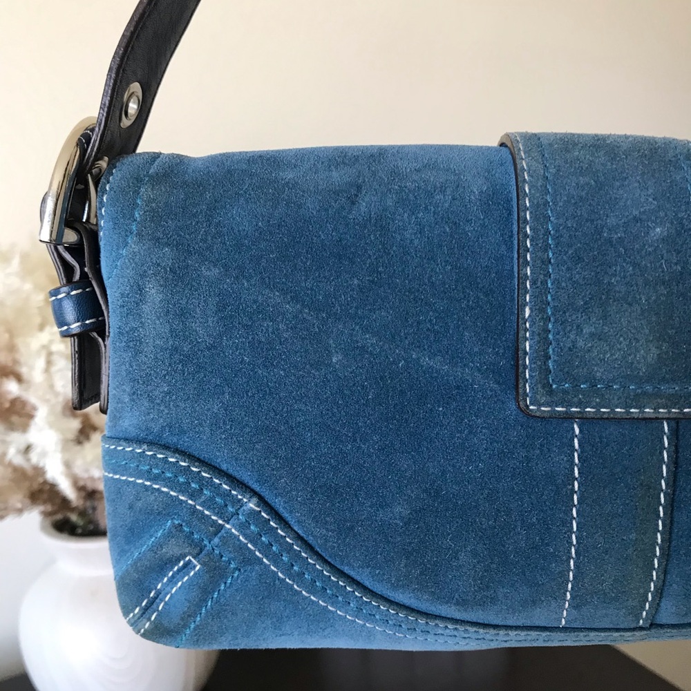 **SOLD** - Picture 7 of 17